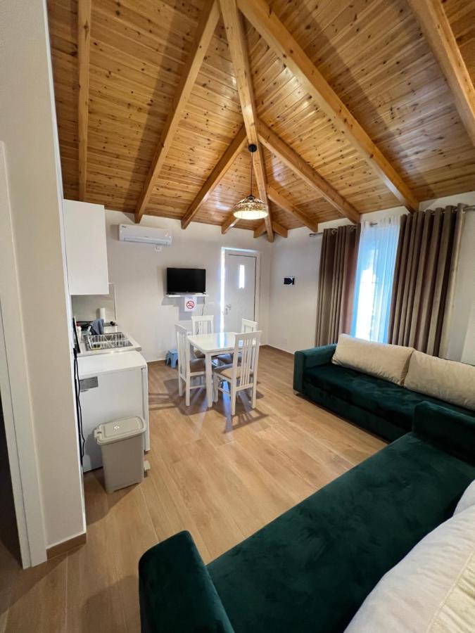 Amazing Familiar Apartments And Rooms Sarande Exterior photo
