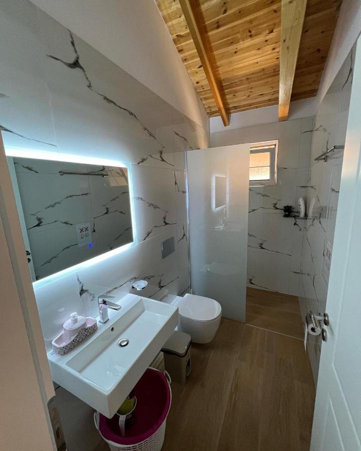 Amazing Familiar Apartments And Rooms Sarande Exterior photo