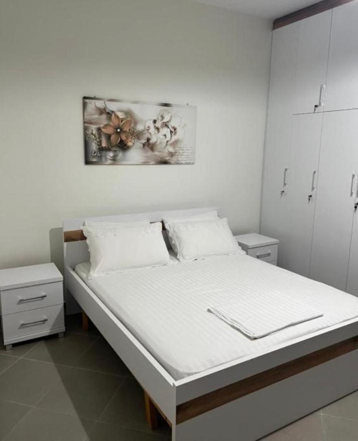 Amazing Familiar Apartments And Rooms Sarande Exterior photo