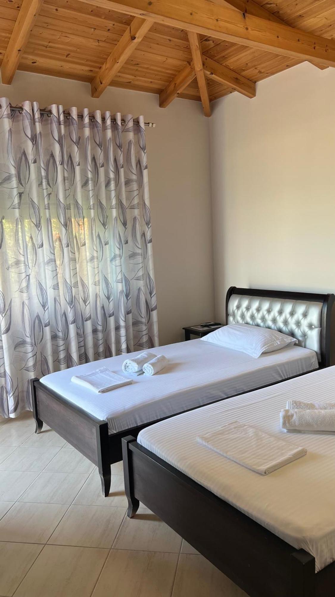 Amazing Familiar Apartments And Rooms Sarande Exterior photo