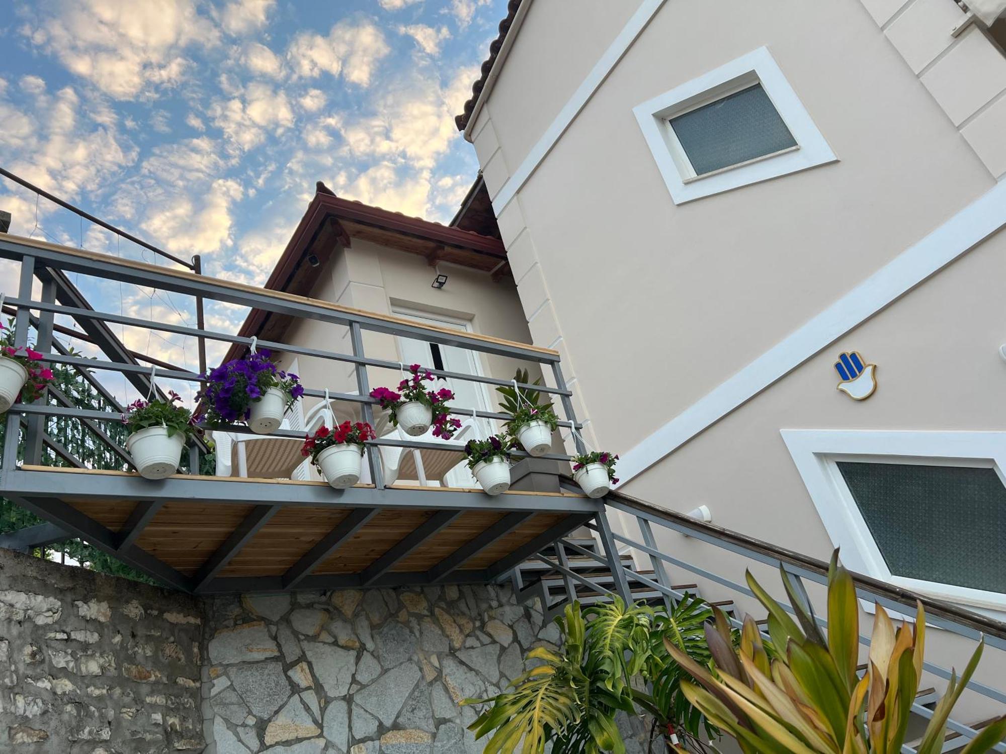 Amazing Familiar Apartments And Rooms Sarande Exterior photo